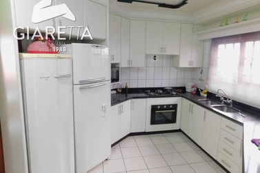 Casa &agrave; venda - 238m&sup2; - JARDIM LA SALLE