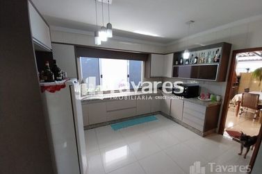 Casa &agrave; venda - 190m&sup2; - Jardim Colibri