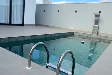 Sobrado &agrave; venda - 250m&sup2; - Condom&iacute;nio Residencial Royal Garden