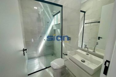 Casa &agrave; venda - 137m&sup2; - 