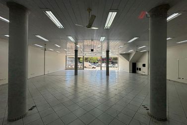 Sal&atilde;o Comercial para alugar - Zona I