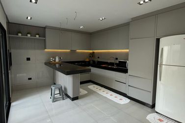 Casa &agrave; venda - 280m&sup2; - Jardim Global