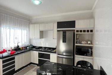 Casa &agrave; venda - 129m&sup2; - Jardim Laguna