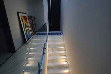 Casa &agrave; venda - 275m&sup2; - Condom&iacute;nio Royal Garden