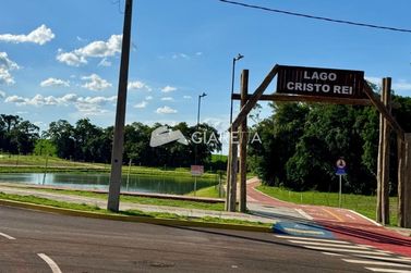 Terreno &agrave; venda - 210m&sup2; - CRISTO REI