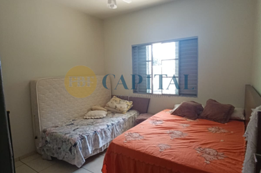 Casa &agrave; venda - 98m&sup2; - Zona V