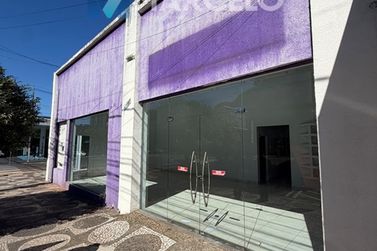 Sala Comercial &agrave; venda - 292m&sup2; - Zona I