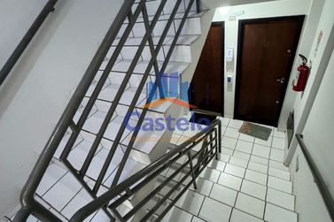 Apartamento para alugar - 51m&sup2; - ZONA III
