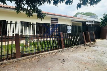 Casa para alugar - 137m&sup2; - Zona II