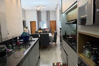Casa &agrave; venda - 190m&sup2; - Parque Bandeirantes