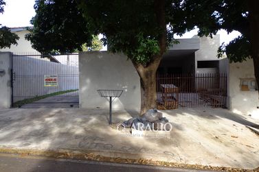 Casa &agrave; venda - 100m&sup2; - Jardim Panorama