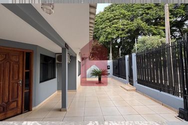 Casa &agrave; venda - 200m&sup2; - Jardim Aratimb&oacute;
