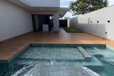 Casa &agrave; venda - 195m&sup2; - Parque Interlagos