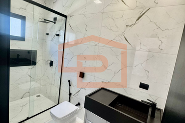 Casa &agrave; venda - 250m&sup2; - Zona VII