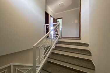 Casa &agrave; venda - 218m&sup2; - ZONA I-A