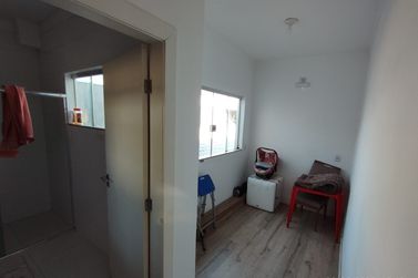 Casa &agrave; venda - 250m&sup2; - Parque Alto da Paran&aacute;