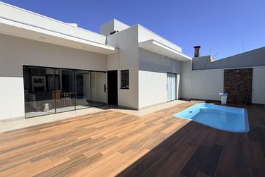 Casa &agrave; venda - 200m&sup2; - Parque Cidade Jardim