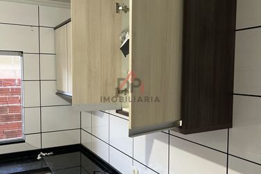 Casa &agrave; venda - 128m&sup2; - Parque Residencial Belo Monte