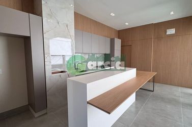 Casa &agrave; venda - 135m&sup2; - -