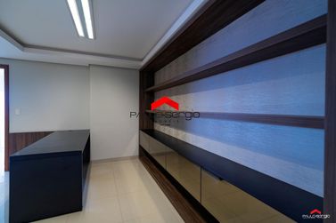 Sala Comercial &agrave; venda - 241m&sup2; - Zona I