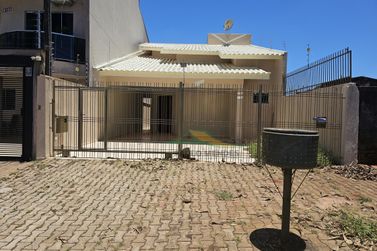 Casa &agrave; venda - 100m&sup2; - Parque Alto S&atilde;o Francisco