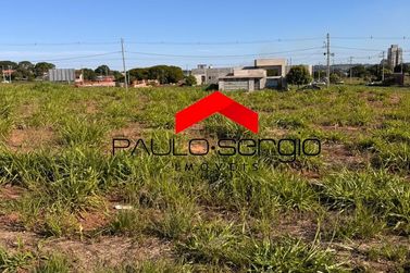 Terreno &agrave; venda - 360m&sup2; - PARQUE ONIX
