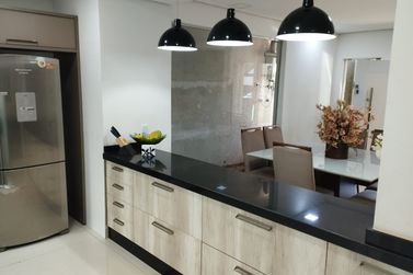 Casa &agrave; venda - 250m&sup2; - Parque Alto da Paran&aacute;