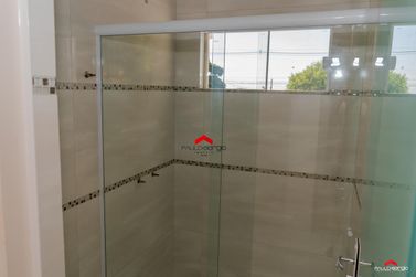 Casa &agrave; venda - 185m&sup2; - Zona Armaz&eacute;m