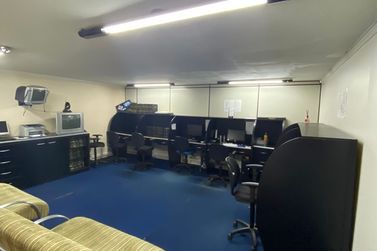 Sal&atilde;o Comercial &agrave; venda - 84m&sup2; - Zona I