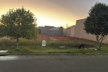 Terreno &agrave; venda - 184m&sup2; - JARDIM COLORADO