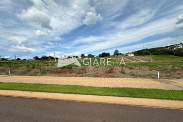 Terreno &agrave; venda - 391m&sup2; - JARDIM PANCERA