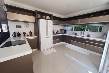 Casa &agrave; venda - 265m&sup2; - Zona III