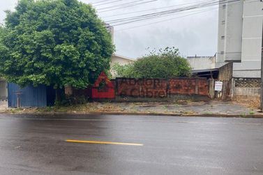 Sala Comercial &agrave; venda - 262m&sup2; - Zona II