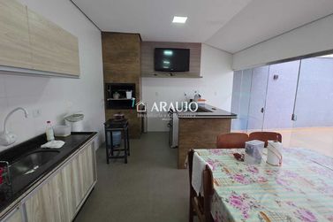 Casa &agrave; venda - 243m&sup2; - Jardim Indai&aacute;