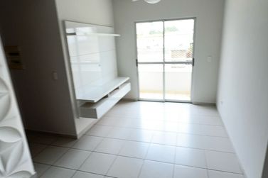 Apartamento para alugar - 70m&sup2; - ZONA I-A