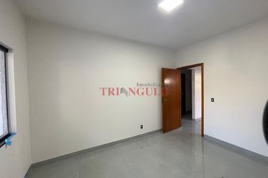 Casa para alugar - 277m&sup2; - ZONA I-A