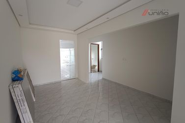 Casa &agrave; venda - 130m&sup2; - Zona VII