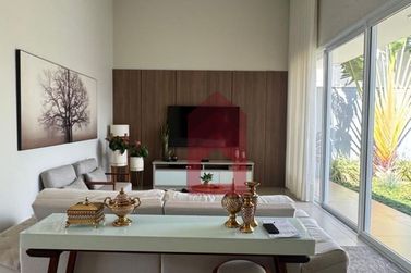Casa &agrave; venda - 261m&sup2; - Zona II