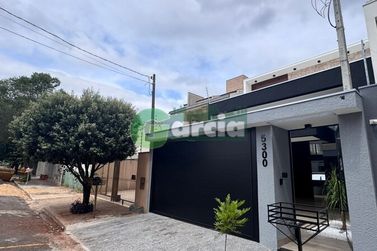 Casa &agrave; venda - 181m&sup2; - ZONA II