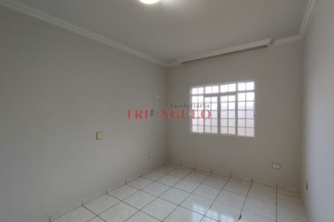 Casa &agrave; venda - 144m&sup2; - ZONA III