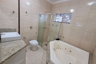 Apartamento &agrave; venda - 315m&sup2; - Zona VII