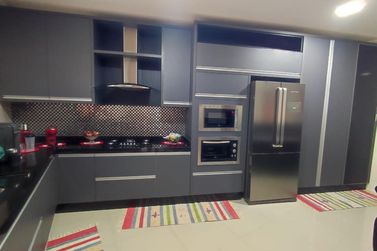 Casa &agrave; venda - 244m&sup2; - Zona V