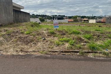 Terreno &agrave; venda - 214m&sup2; - JARDIM AEROPORTO