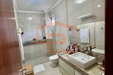 Casa &agrave; venda - 230m&sup2; - Parque Cidade Jardim