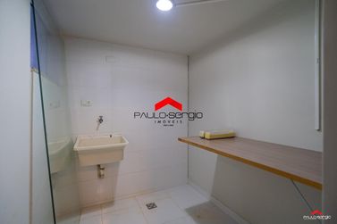 Sala Comercial &agrave; venda - 241m&sup2; - Zona I