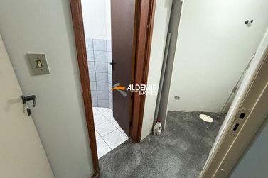 Sala Comercial para alugar - 42m&sup2; - Zona 1