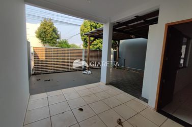 Casa &agrave; venda - 75m&sup2; - JARDIM GISELA