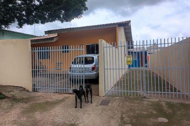 Casa &agrave; venda - 150m&sup2; - Jardim C&oacute;rrego Longe