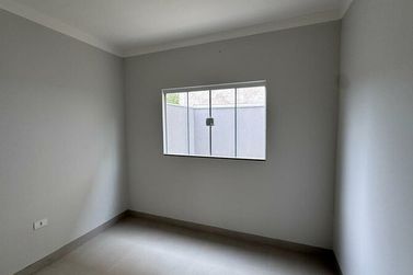 Casa &agrave; venda - 90m&sup2; - JD AEROPORTO