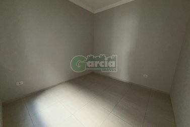 Casa para alugar - Jardim Cima
